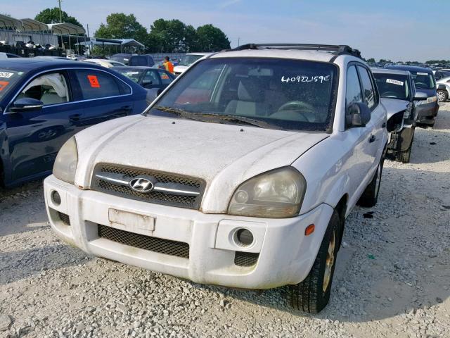 KM8JM12B56U401375 - 2006 HYUNDAI TUCSON GL WHITE photo 2