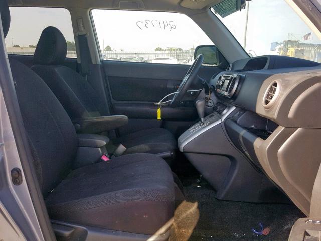 JTLZE4FE3A1105098 - 2010 TOYOTA SCION XB 灰色 照片 5