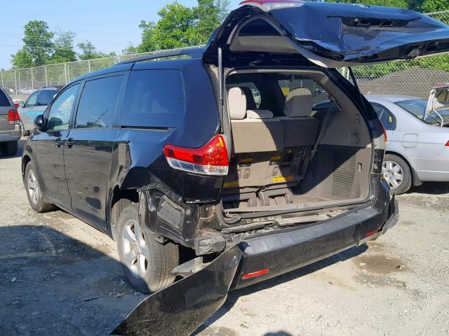 5TDKK3DC4DS374607 - 2013 TOYOTA SIENNA LE BLACK photo 3