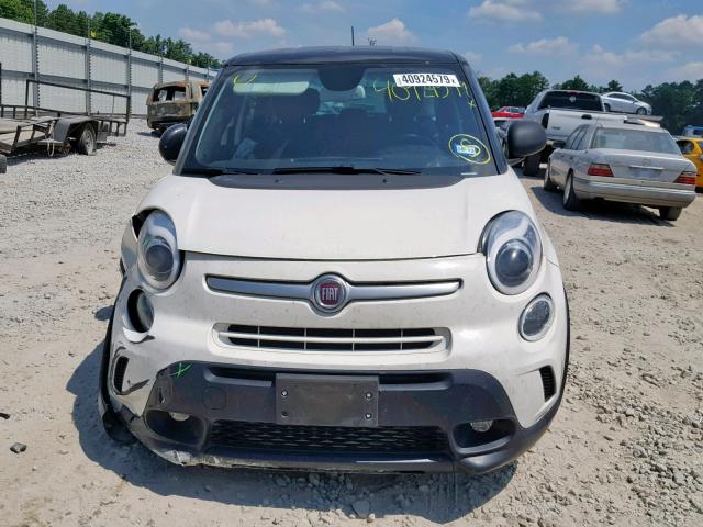 ZFBCFADH8FZ033272 - 2015 FIAT 500L TREKK WHITE photo 9