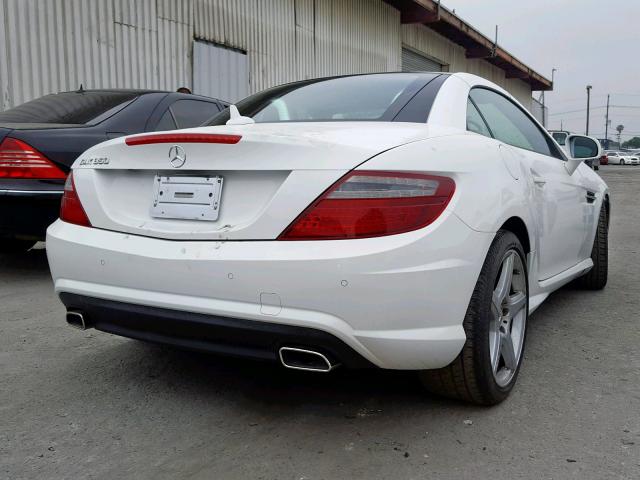 WDDPK5HA2FF103810 - 2015 MERCEDES-BENZ SLK 350 WHITE photo 4