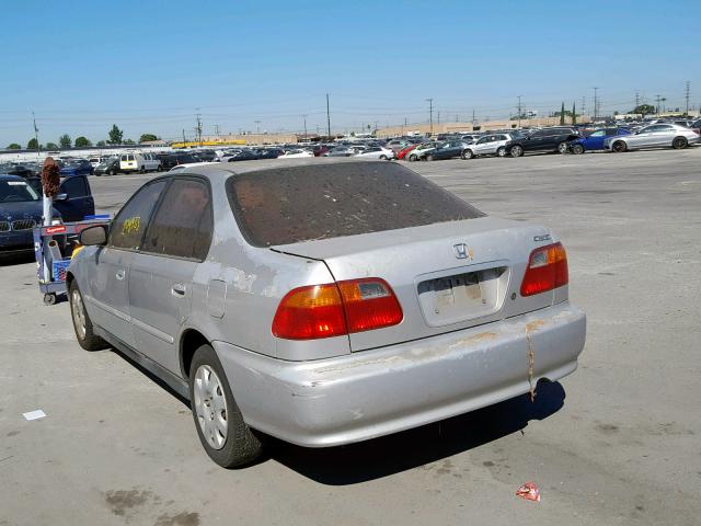 2HGEJ6618YH548990 - 2000 HONDA CIVIC BASE SILVER photo 3