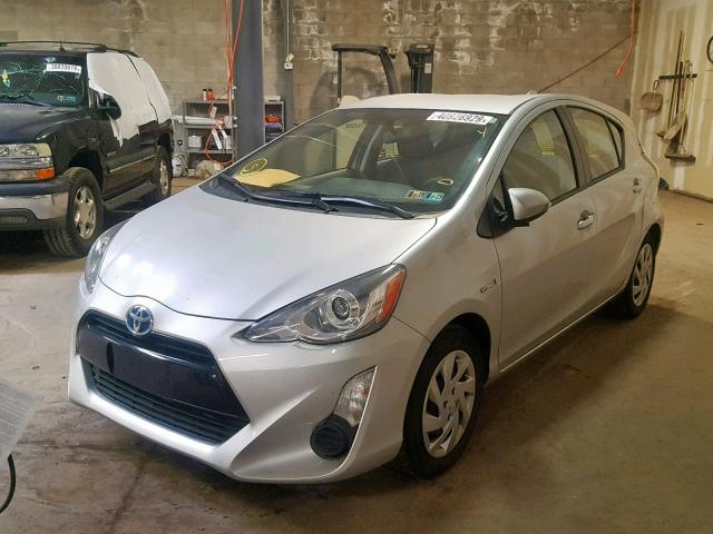 JTDKDTB32F1580201 - 2015 TOYOTA PRIUS C SILVER photo 2