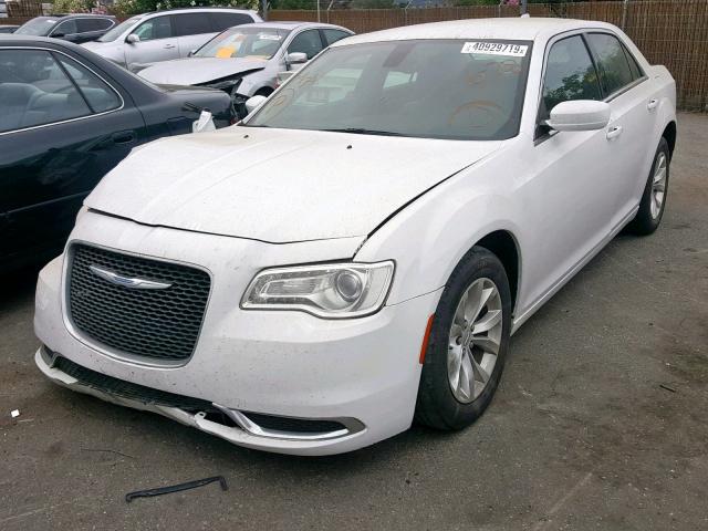 2C3CCAAGXGH206846 - 2016 CHRYSLER 300 LIMITE WHITE photo 2