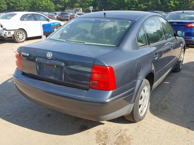 WVWMA23B7YP343107 - 2000 VOLKSWAGEN PASSAT GLS BLACK photo 4