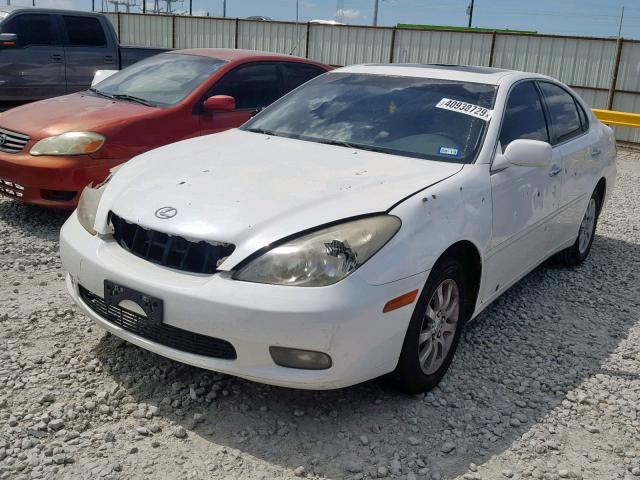 JTHBF30G325032189 - 2002 LEXUS ES 300 WHITE photo 2