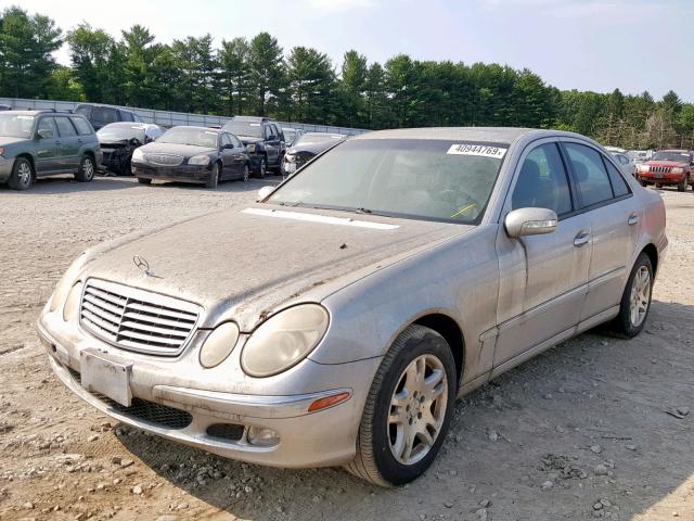 WDBUF65J63A304452 - 2003 MERCEDES-BENZ E 320 SILVER photo 2