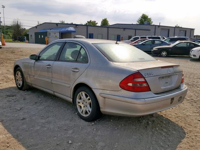 WDBUF65J63A304452 - 2003 MERCEDES-BENZ E 320 SILVER photo 3