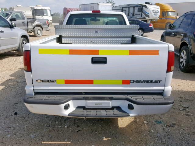 1GCCS14W2Y8236819 - 2000 CHEVROLET S TRUCK S1 WHITE photo 6