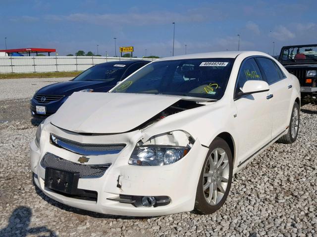 1G1ZK577984255633 - 2008 CHEVROLET MALIBU LTZ თეთრი ფოტო 2