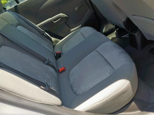 1G1JA5SH7J4125324 - 2018 CHEVROLET SONIC LS 银色 照片 6