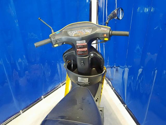 LEHTCB010JR000675 - 2018 OTHER MOPED YELLOW photo 5