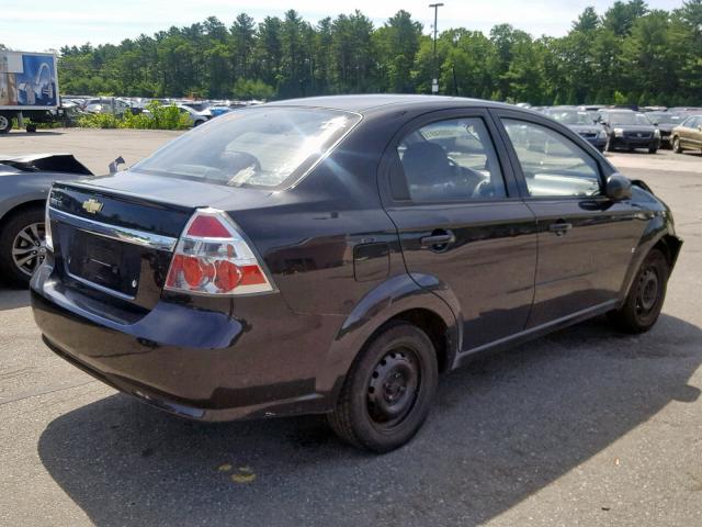 KL1TD56E39B611909 - 2009 CHEVROLET AVEO LS BLACK photo 4