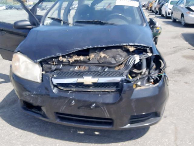 KL1TD56E39B611909 - 2009 CHEVROLET AVEO LS BLACK photo 9