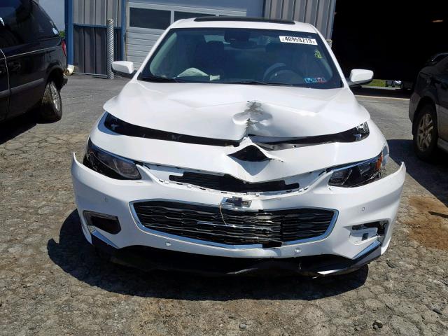 1G1ZE5SX4JF259534 - 2018 CHEVROLET MALIBU PRE WHITE photo 9