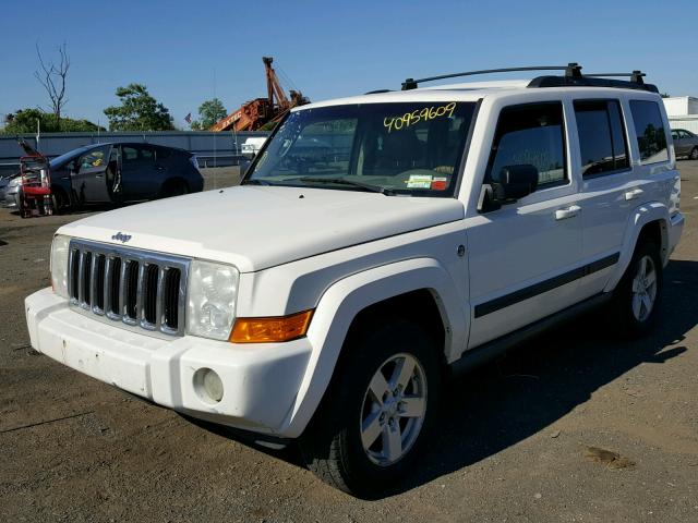 1J8HG48N87C573803 - 2007 JEEP COMMANDER WHITE photo 2
