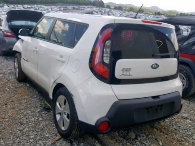 KNDJN2A23F7226843 - 2015 KIA SOUL WHITE photo 3