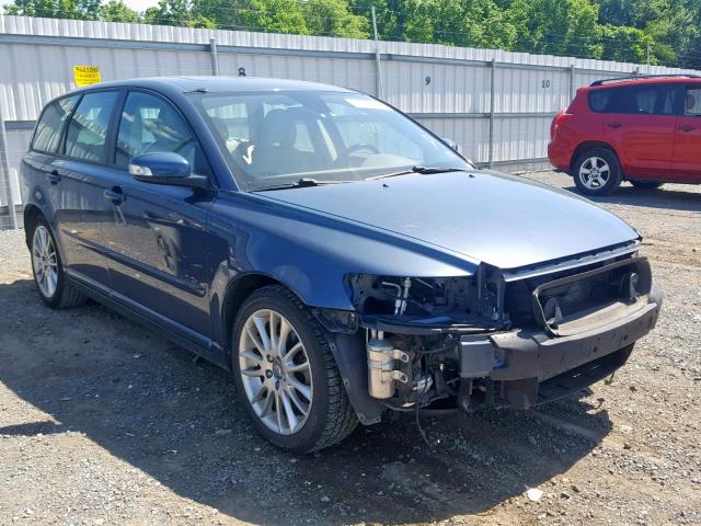 YV1390MW7A2576654 - 2010 VOLVO V50 2.4I BLUE photo 1