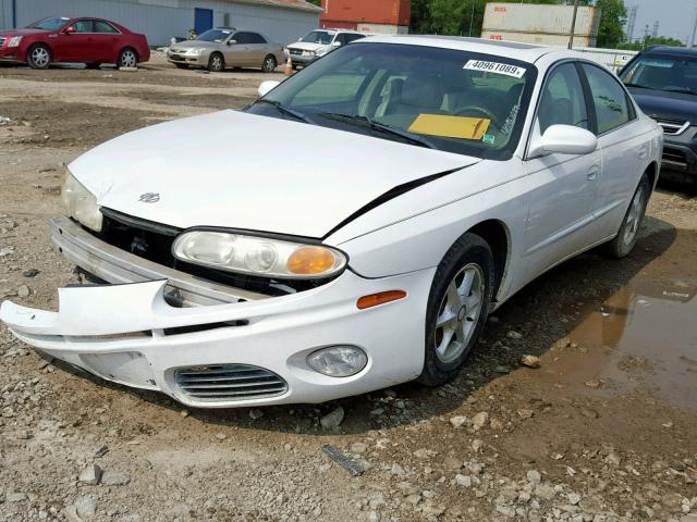 1G3GR64H914107016 - 2001 OLDSMOBILE AURORA WHITE photo 2