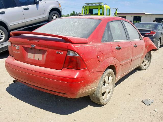 1FAFP34N76W134948 - 2006 FORD FOCUS ZX4 RED photo 4