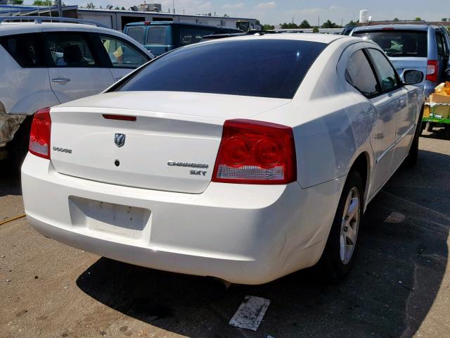 2B3KA33VX9H628625 - 2009 DODGE CHARGER SX WHITE photo 4