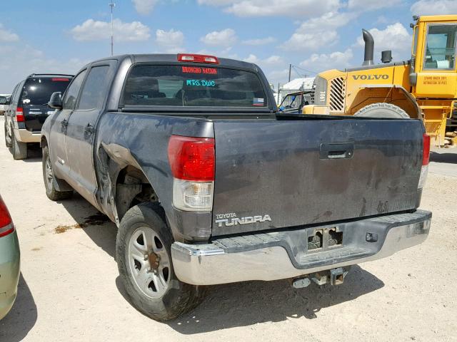 5TFEM5F16CX043518 - 2012 TOYOTA TUNDRA CRE GRAY photo 3