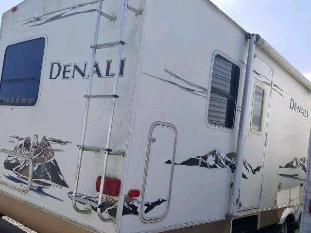 47CTD1R207P617538 - 2007 DUTC DENALI WHITE photo 4