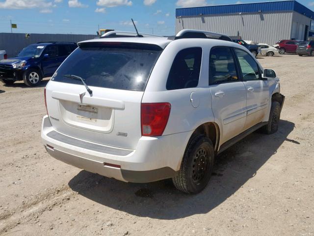 2CKDL33F786063358 - 2008 PONTIAC TORRENT WHITE photo 4