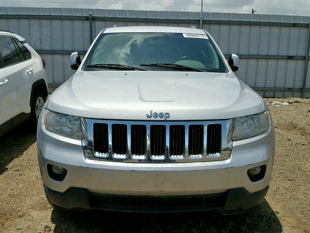 1J4RS4GG6BC643881 - 2011 JEEP GRAND CHER SILVER photo 9