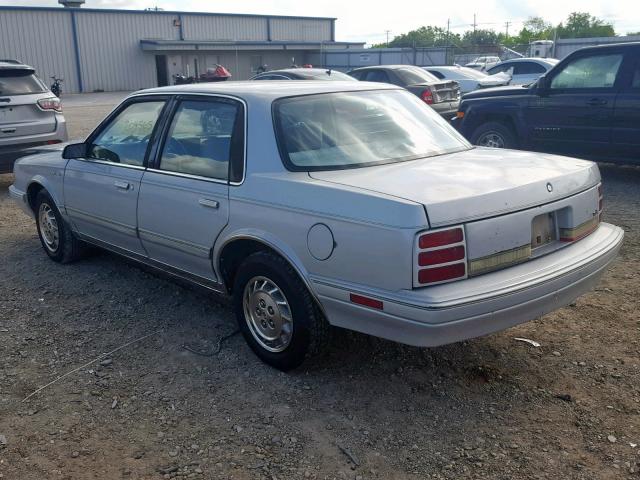 1G3AG55N9P6334617 - 1993 OLDSMOBILE CUTLASS CI 银色 照片 3