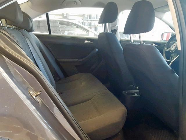 3VW2K7AJXDM230552 - 2013 VOLKSWAGEN JETTA BASE 灰色 照片 6