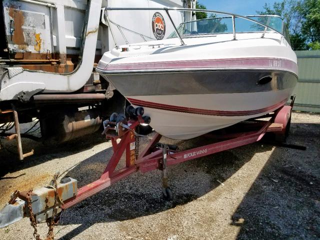 4WNCL310D090 - 1990 FOUR BOAT TWO TONE photo 2