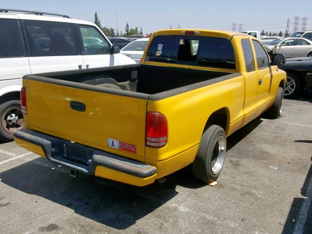 1B7GL22Y2XS257762 - 1999 DODGE DAKOTA YELLOW photo 4