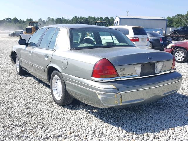 2FAFP74W2YX214181 - 2000 FORD CROWN VICT GRAY photo 3