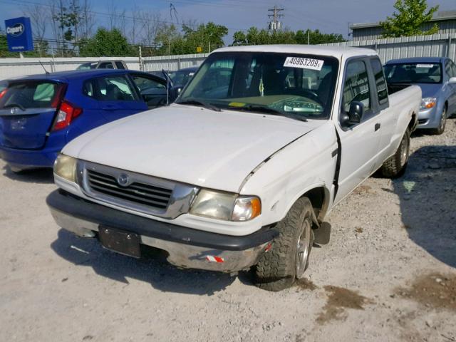 4F4YR16C5XTM22989 - 1999 MAZDA B2500 CAB WHITE photo 2