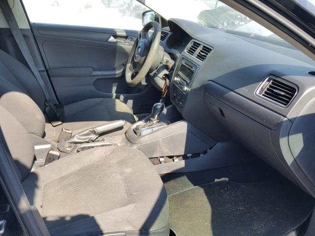 3VW2K7AJ4CM401438 - 2012 VOLKSWAGEN JETTA BASE Սև լուսանկար 5