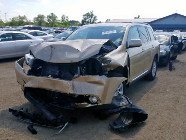 5TDZA3EH5BS010656 - 2011 TOYOTA HIGHLANDER TAN photo 2