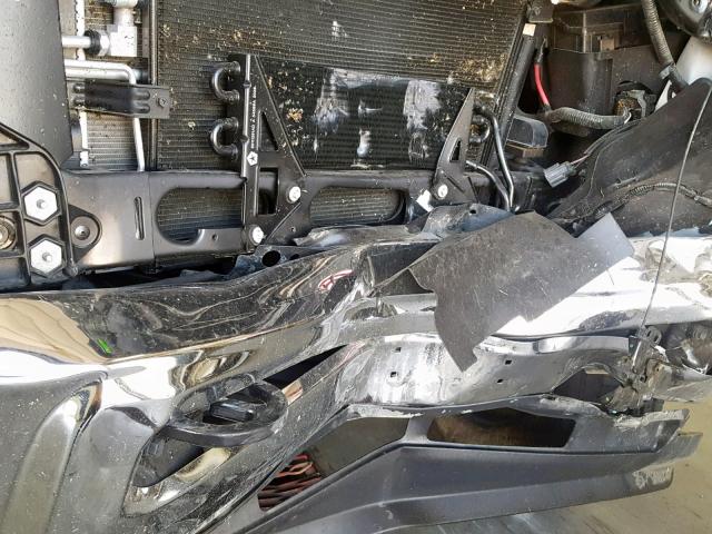 3C63R3CJ1JG373691 - 2018 RAM 3500 ST WHITE photo 9