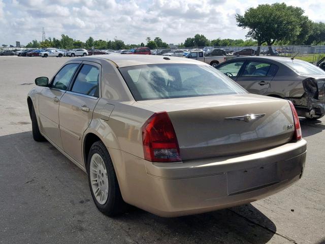 2C3KA43RX6H434846 - 2006 CHRYSLER 300 GOLD photo 3