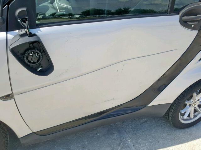 WMEEK31X98K182229 - 2008 SMART FORTWO PAS 银色 照片 9