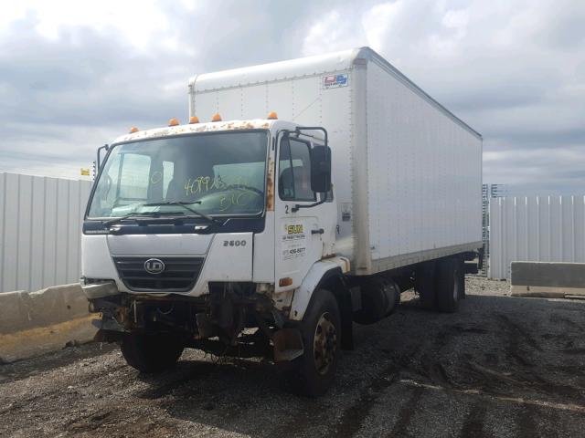 JNAPA80H77AR60911 - 2007 NISSAN DIESEL UD2600 WHITE photo 2