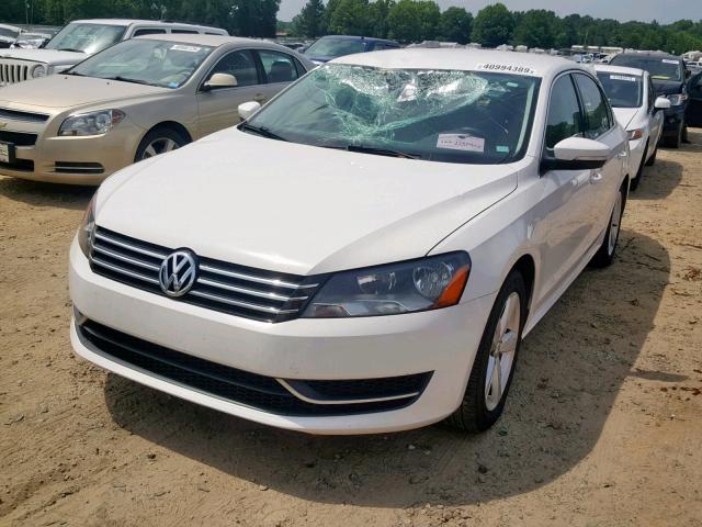 1VWBS7A34EC117233 - 2014 VOLKSWAGEN PASSAT SE WHITE photo 2