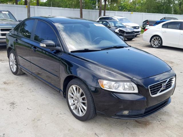 YV1382MS4A2501275 - 2010 VOLVO S40 2.4I BLACK photo 1