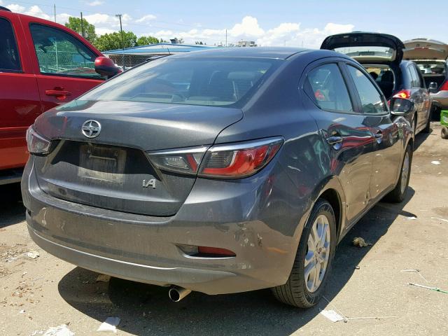 3MYDLBZV8GY109276 - 2016 TOYOTA SCION IA GRAY photo 4