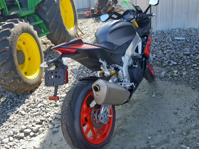 ZD4KEU002JS001663 - 2018 APRILIA RSV4 RR BLACK photo 4