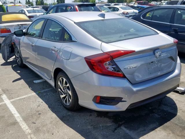 2HGFC2F74JH604134 - 2018 HONDA CIVIC EX SILVER photo 3