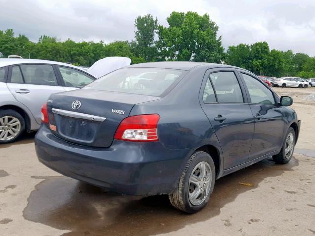 JTDBT4K32A1376810 - 2010 TOYOTA YARIS GRAY photo 4