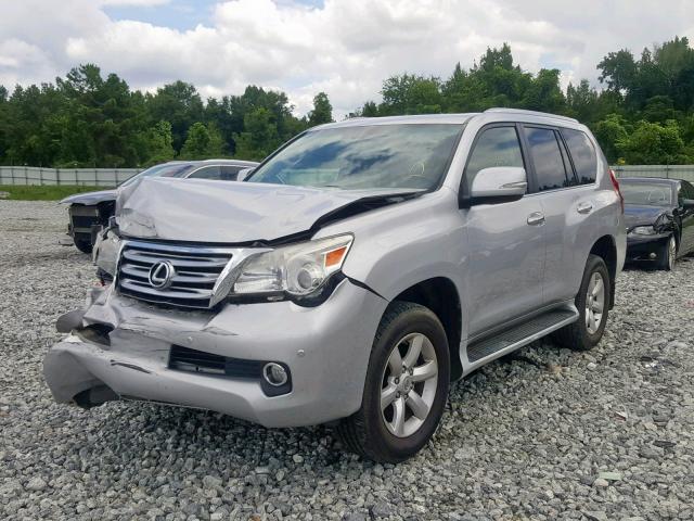 JTJBM7FX9B5023886 - 2011 LEXUS GX SILVER photo 2