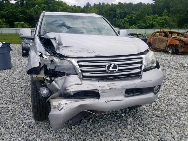 JTJBM7FX9B5023886 - 2011 LEXUS GX SILVER photo 9