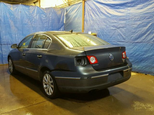 WVWJM7AN1AE122835 - 2010 VOLKSWAGEN PASSAT KOM GRAY photo 3